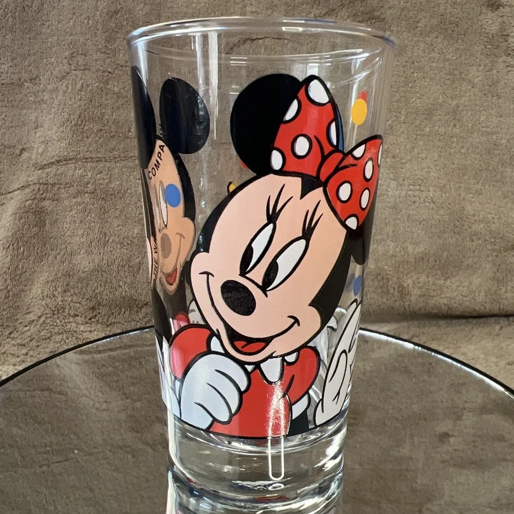 Disney Mickey Minnie Mouse‎ Donald Duck Medium 4.5